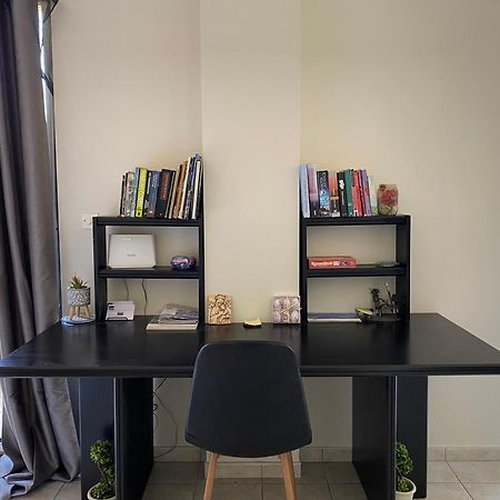 Irinis Apartment In Kalamata Extérieur photo